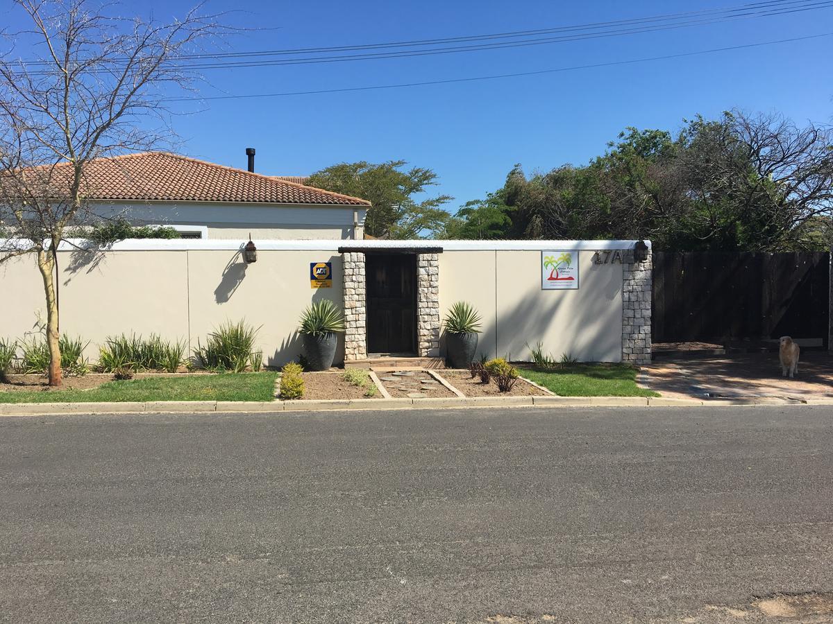 African Palm Cottage And Guesthouse Durbanville Exteriör bild