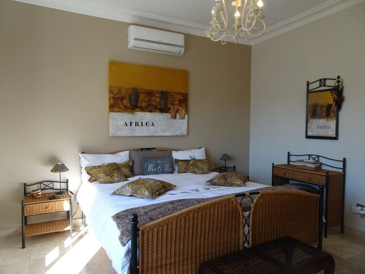 African Palm Cottage And Guesthouse Durbanville Exteriör bild