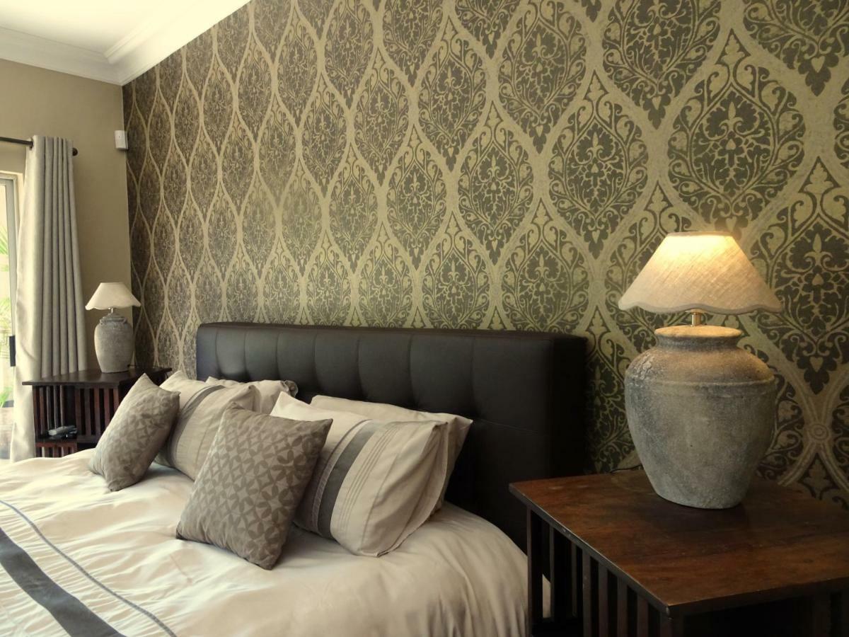 African Palm Cottage And Guesthouse Durbanville Exteriör bild